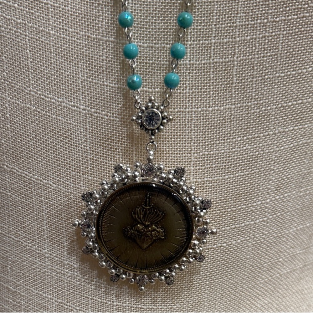 VSA CLOISTER SACRED HEART NECKLACE 4MM TURQUOISE BEADS - NWT - Picture 9 of 12